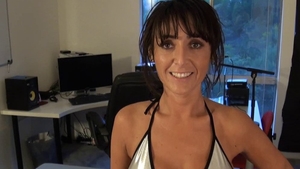 Amber Jane wearing glasses oil titty fucking