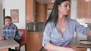 Tattooed Melissa Lynn