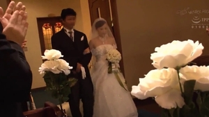 Japanese bride has a thing for bukkake in HD
