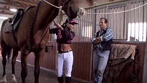 Latina girl Tera Joy helps with raw sex