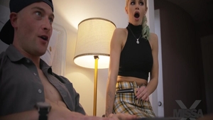 Very hot pornstar Jessa Rhodes finds pleasure in raw sex