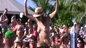 Flashing in the pool starring young girlfriend