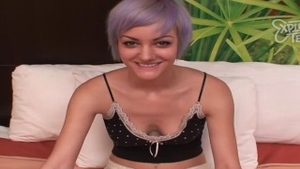 Skinny goth pussy eating