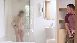 Step Siblings - Jenna Ross has a thing for rough fucking