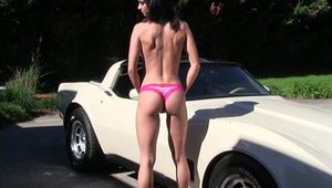 jerk off while I Show Off